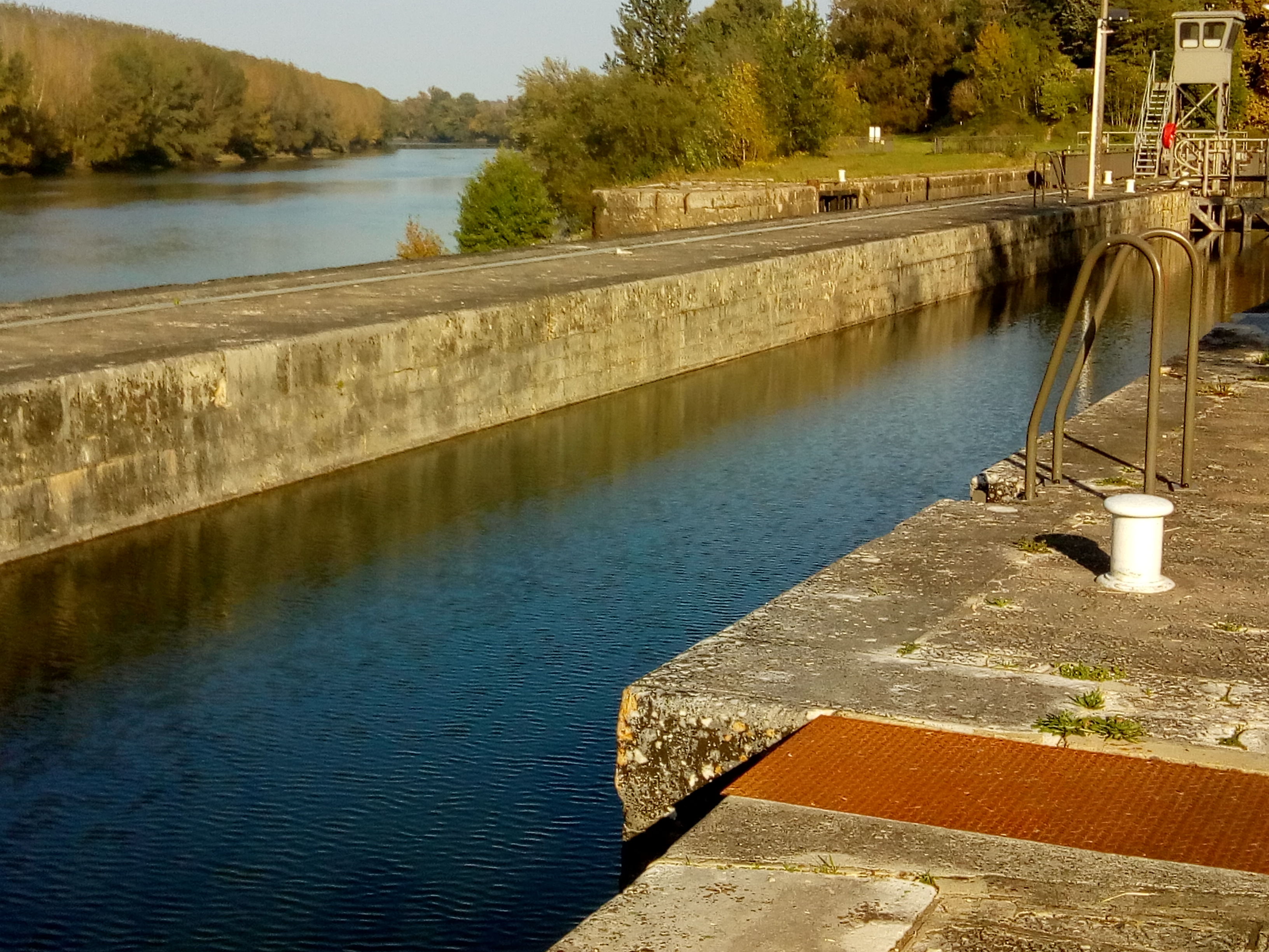 Le confluent avec la Garonne à Castets