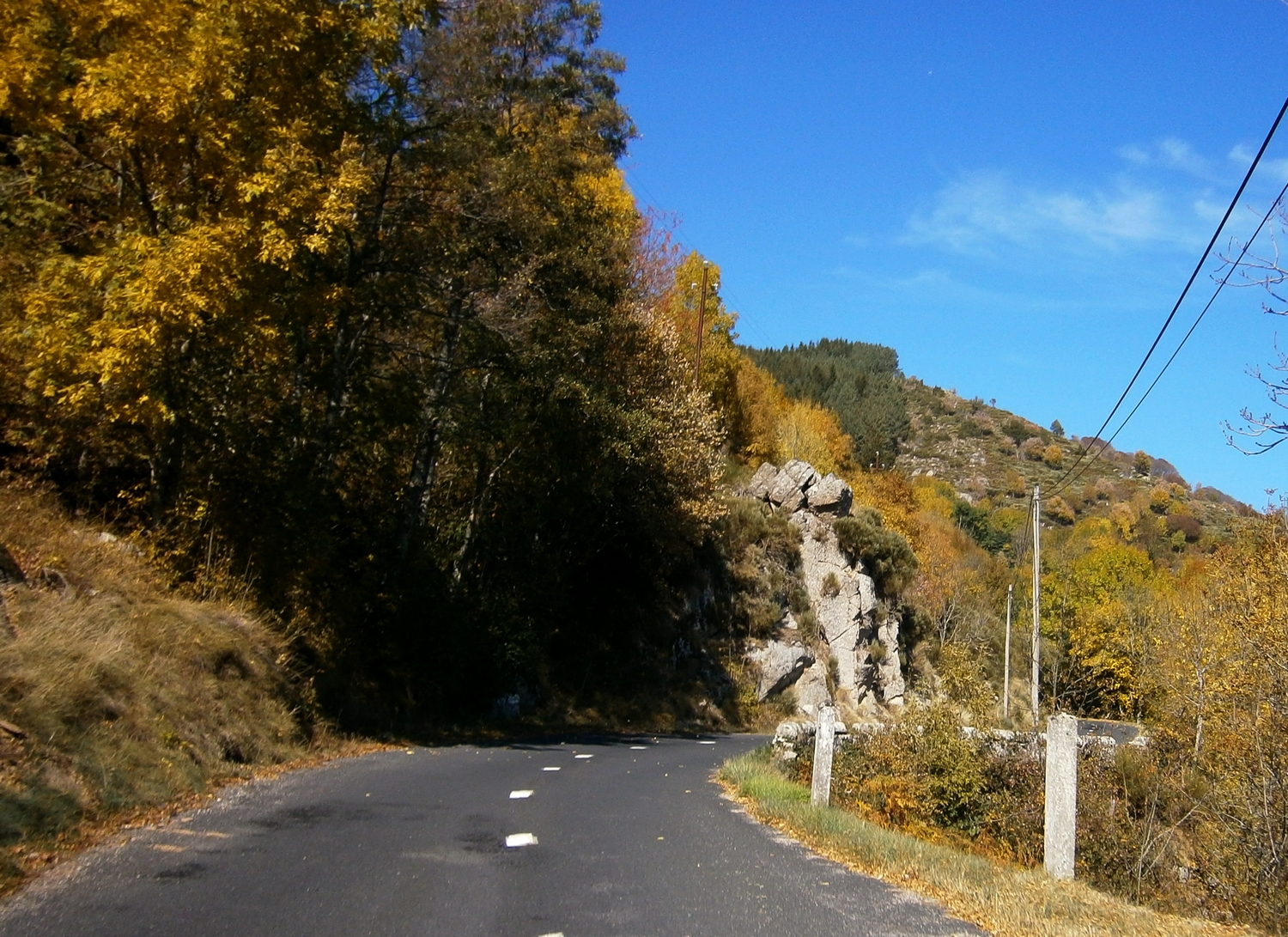 Une petite route qui tient toutes ses promesses