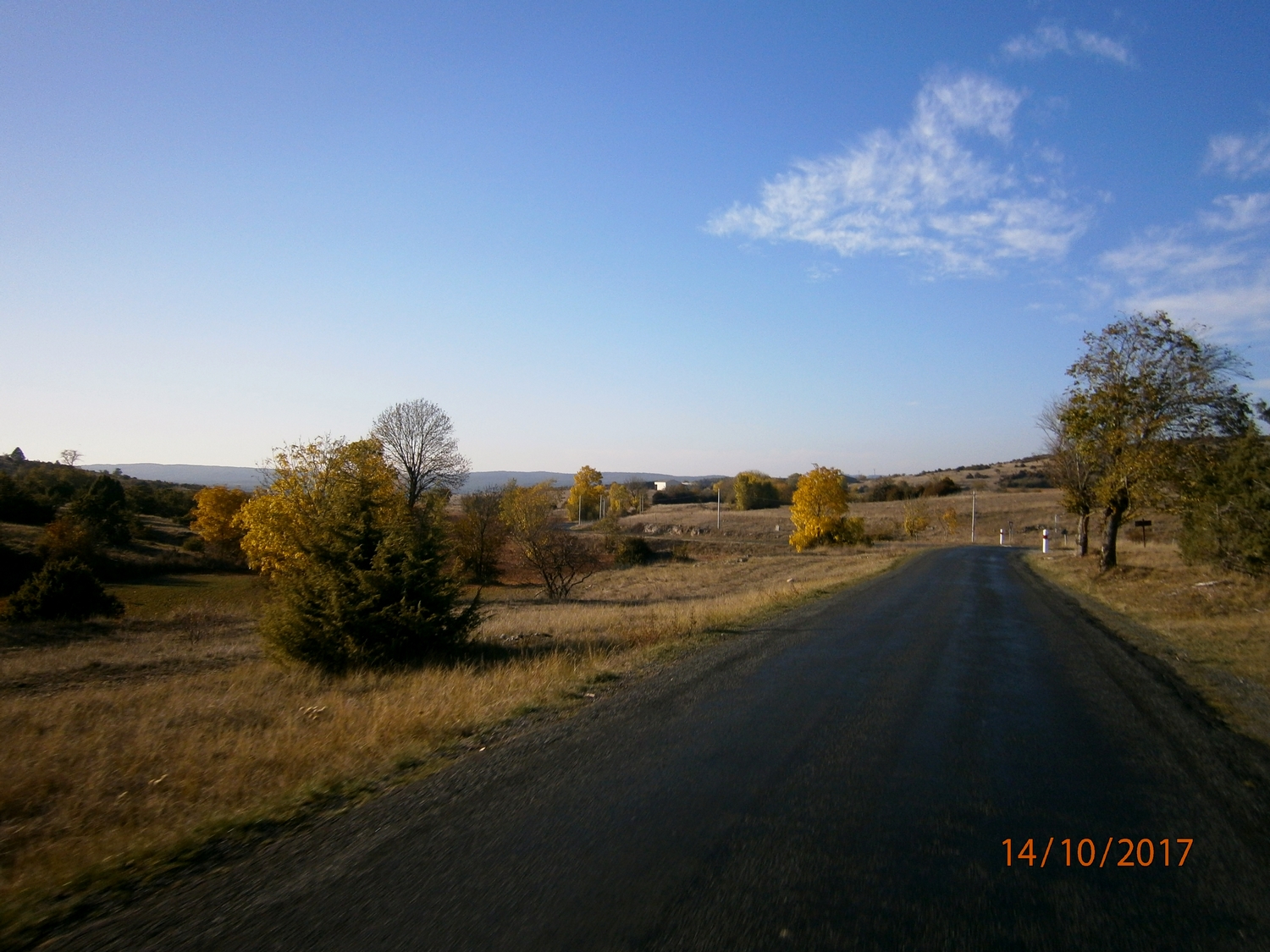 76 Causse noir passage en Avyron.jpg