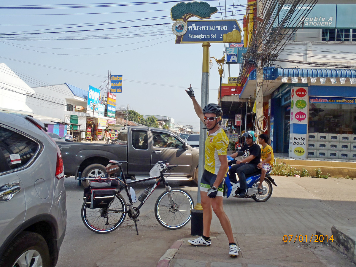 P1071446_balade_cyclo_avec_Lumpini.JPG