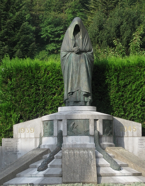 Monument aux morts, Campan