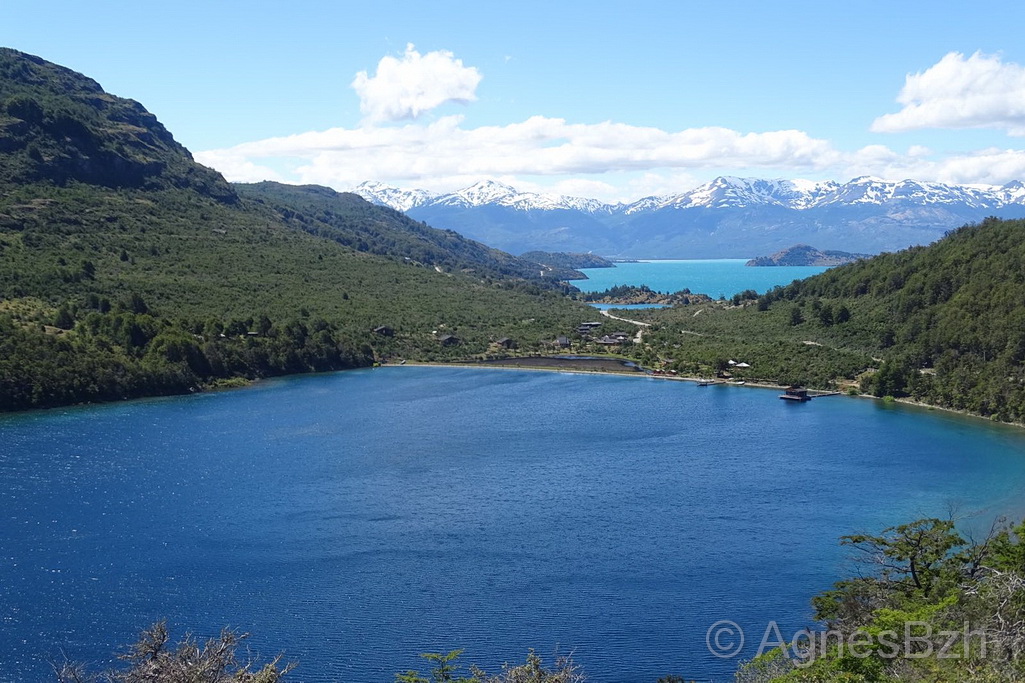 38 - Le lac Negro au premier plan le lac General Carrera dans le fond_LR.JPG