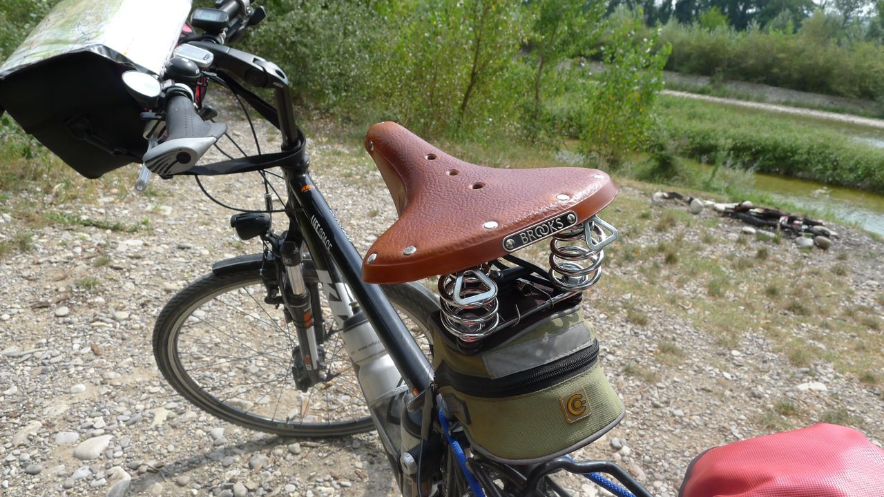 B66.jpg