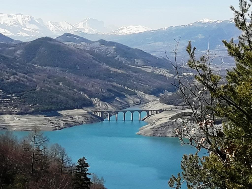 Viaduc de Chanteloube, Pic de Bure au fond