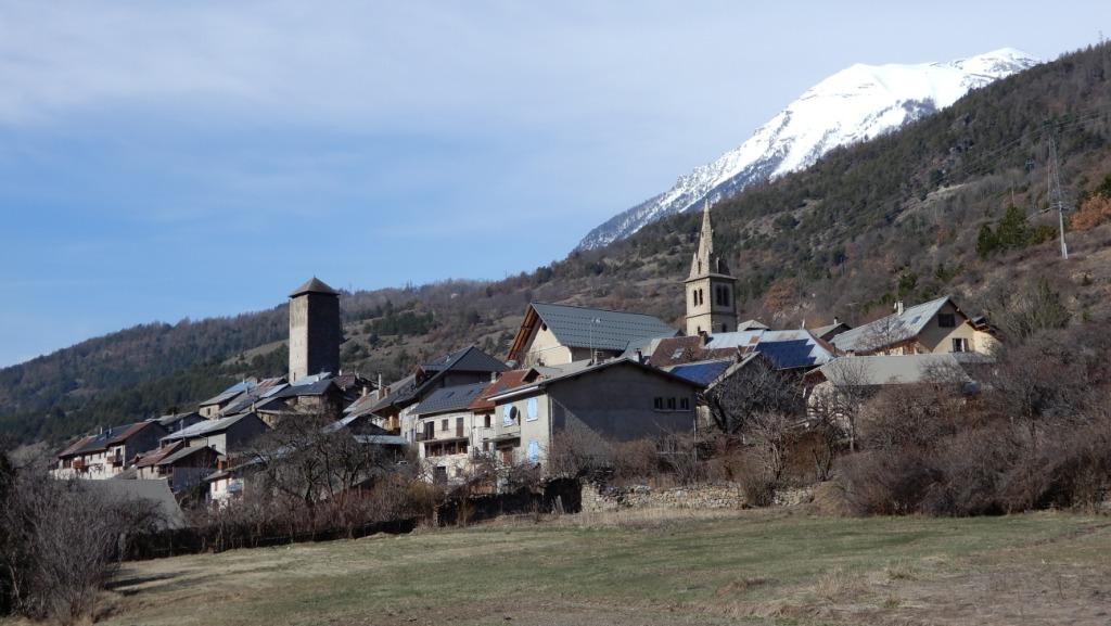 Saint-Clément sur Durance. Sa Tour Carrée