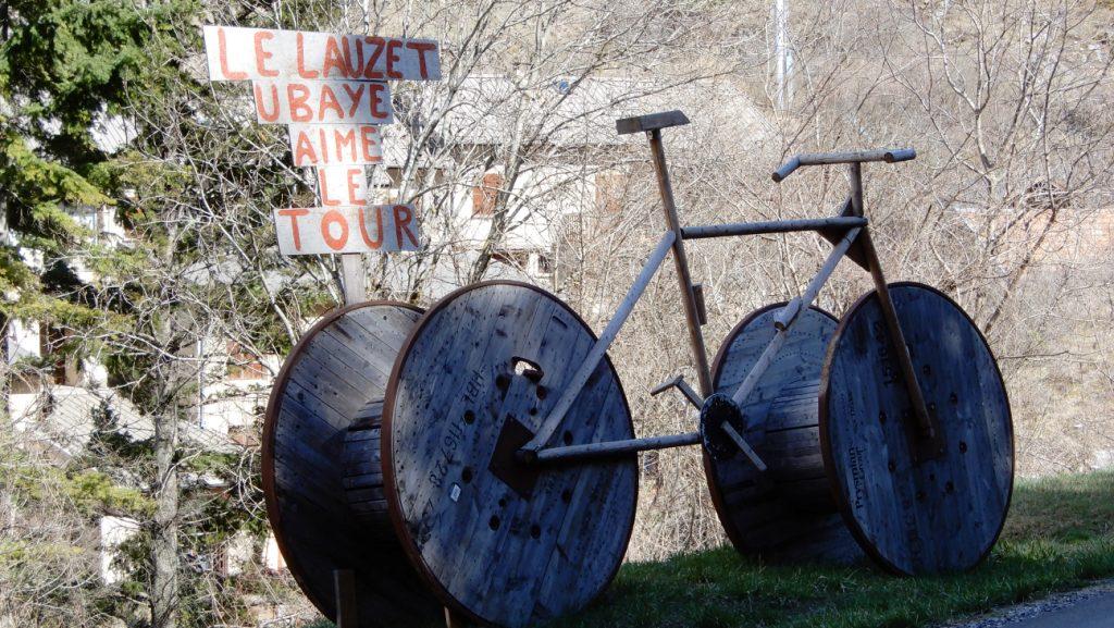 Le Lauzet aime le Tour...