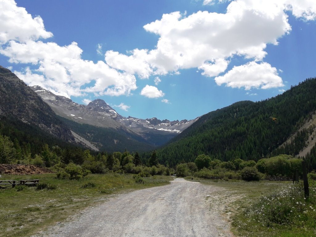 Vallée du Blétonnet, vue sur le Pic de Rochebrune