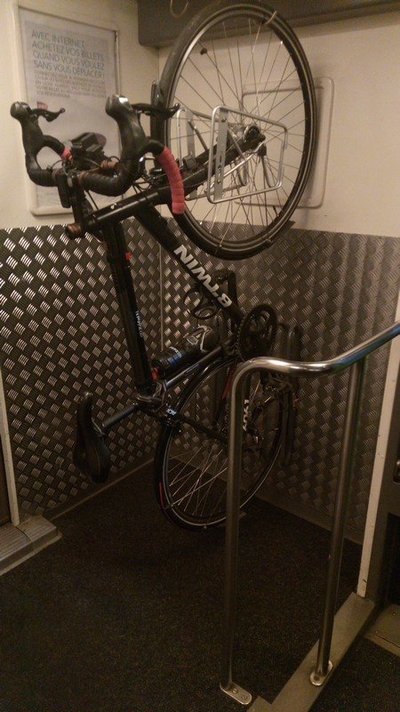 Dans le train en direction de Cherbourg.
