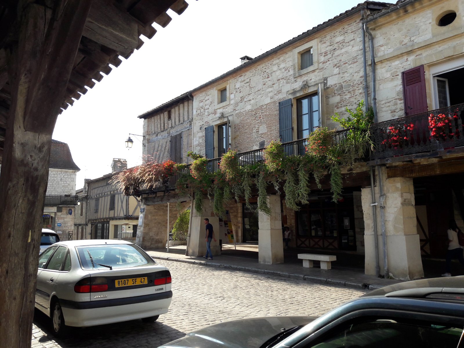 Villereal promenade coeur de ville 1 f.jpg