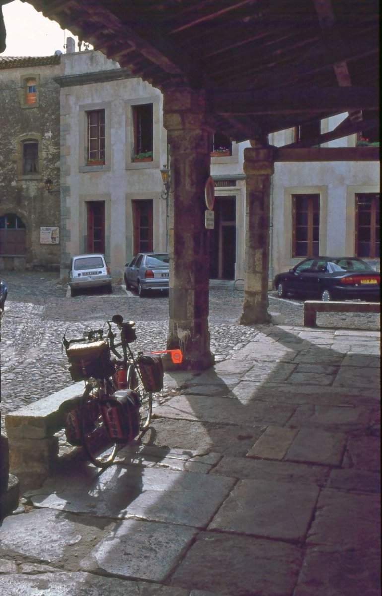 DIA12800.jpg