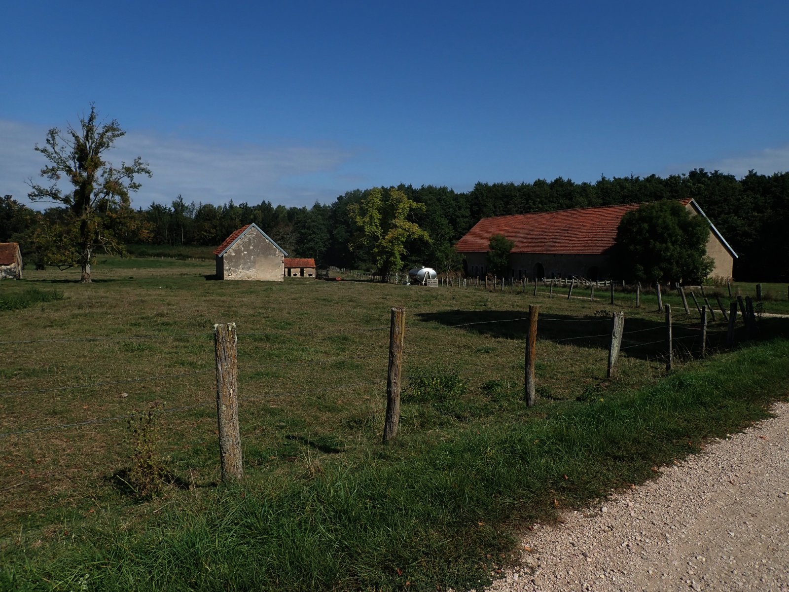la ferme oubliée.jpg