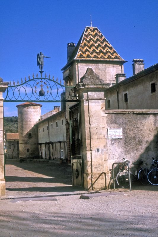 s428010A.jpg