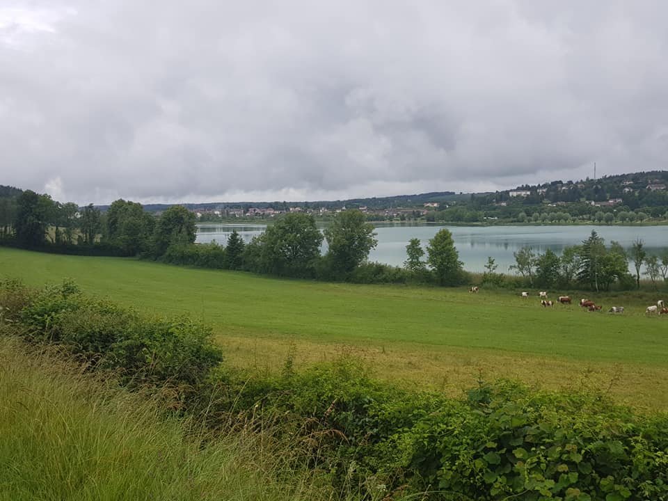 Lac de Clairvaux 2.jpg