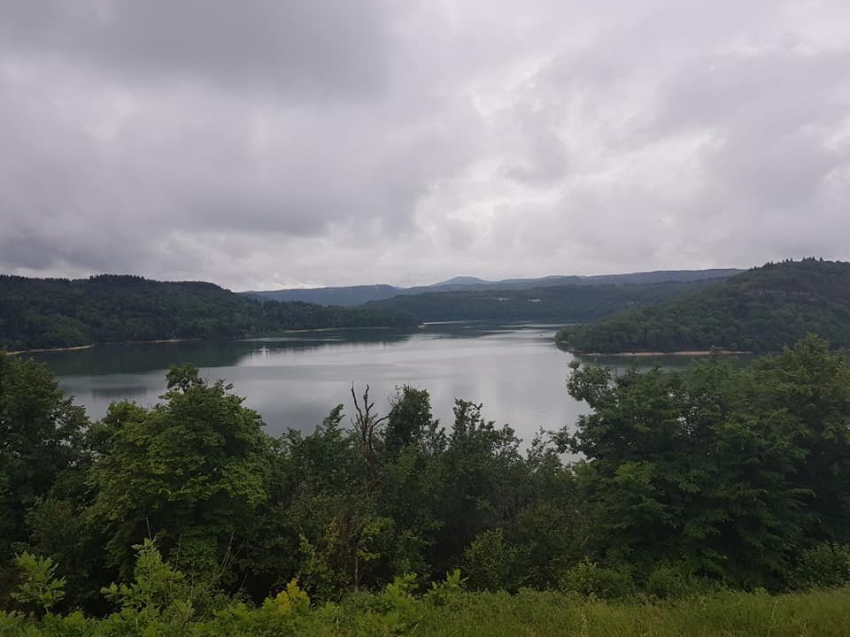 Lac de Vouglans.jpg