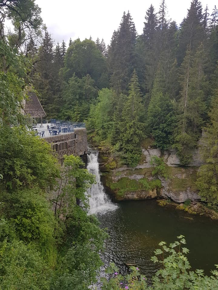 cascade du saut.jpg