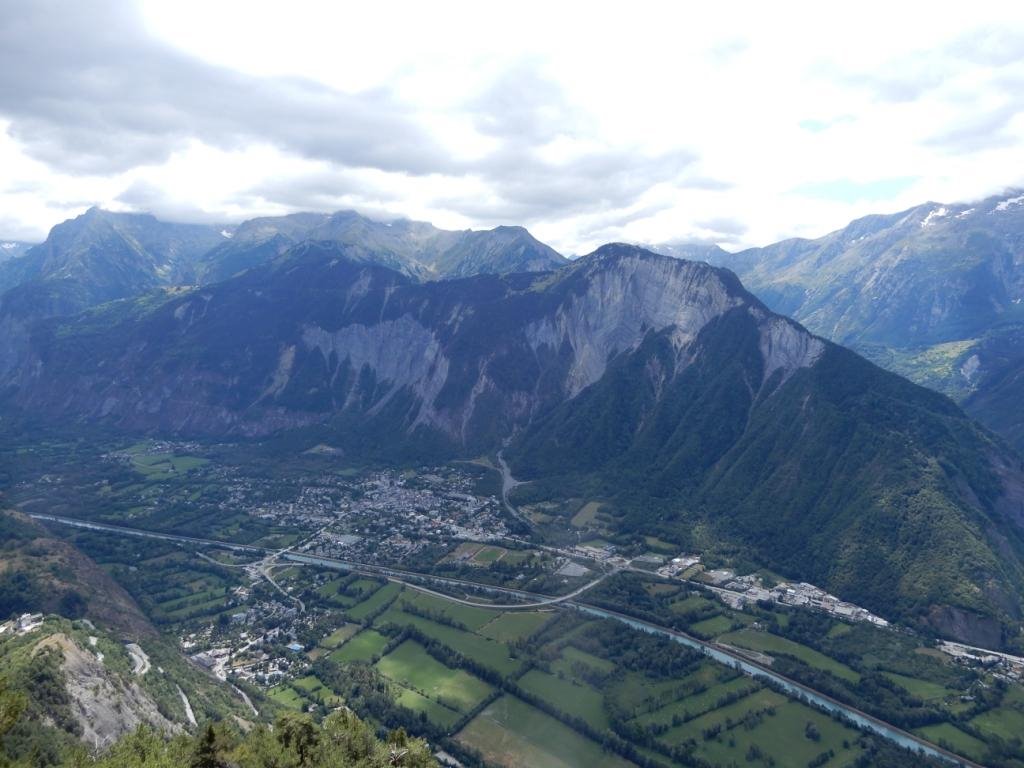Bourg d'Oisans, en bas...