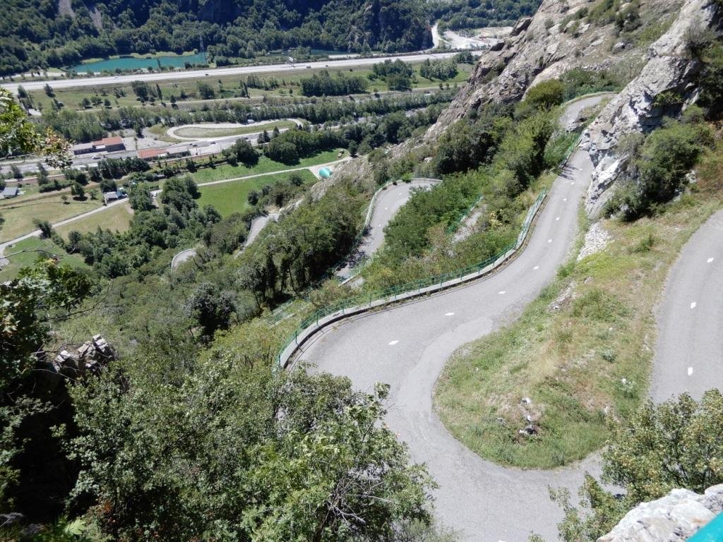 Lacets de Montvernier