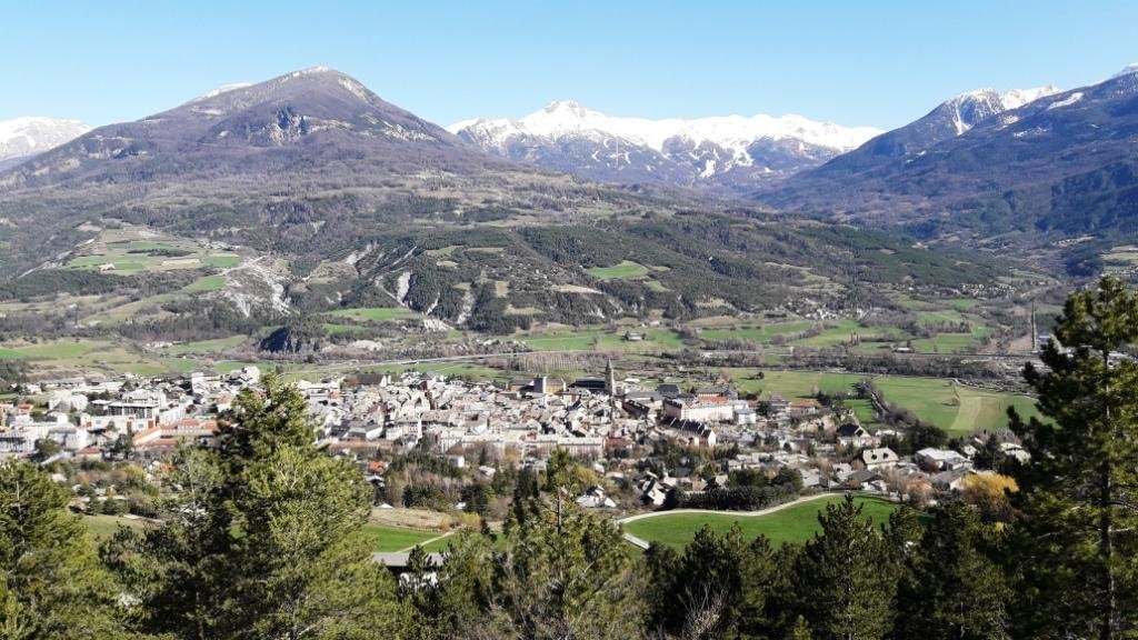 EMBRUN