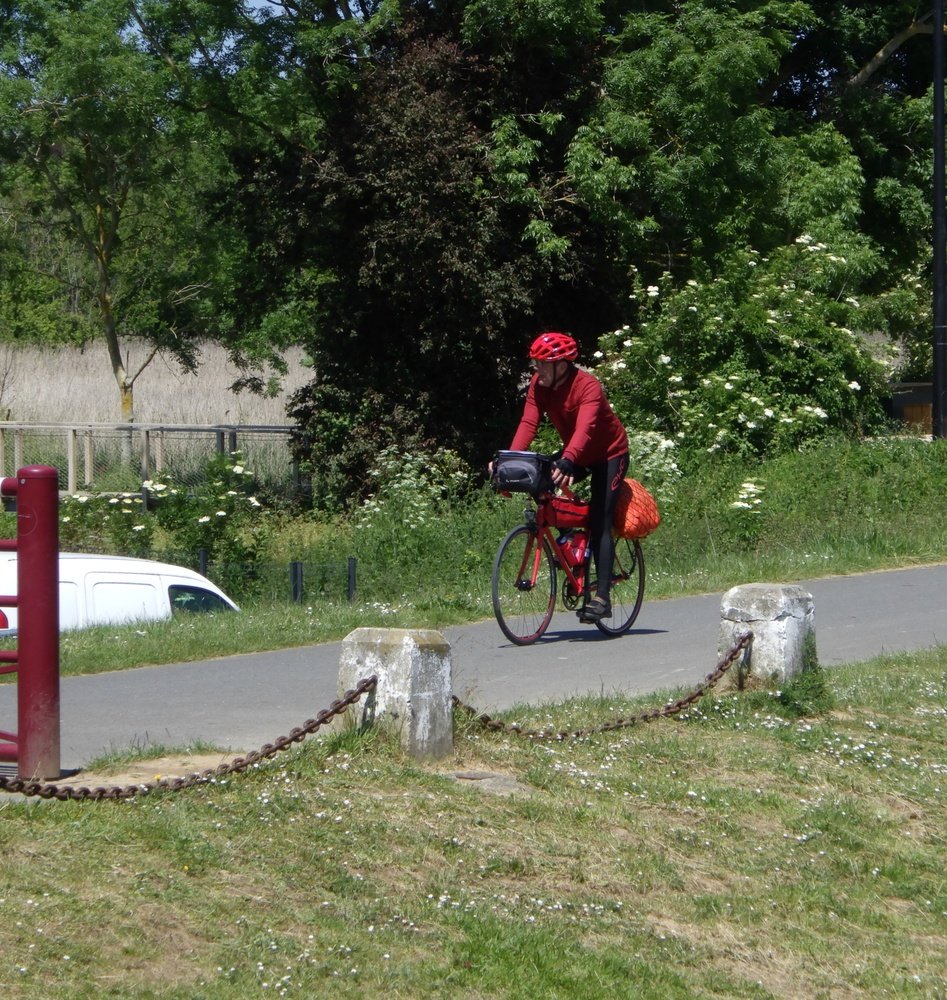 Un premier participant arrive