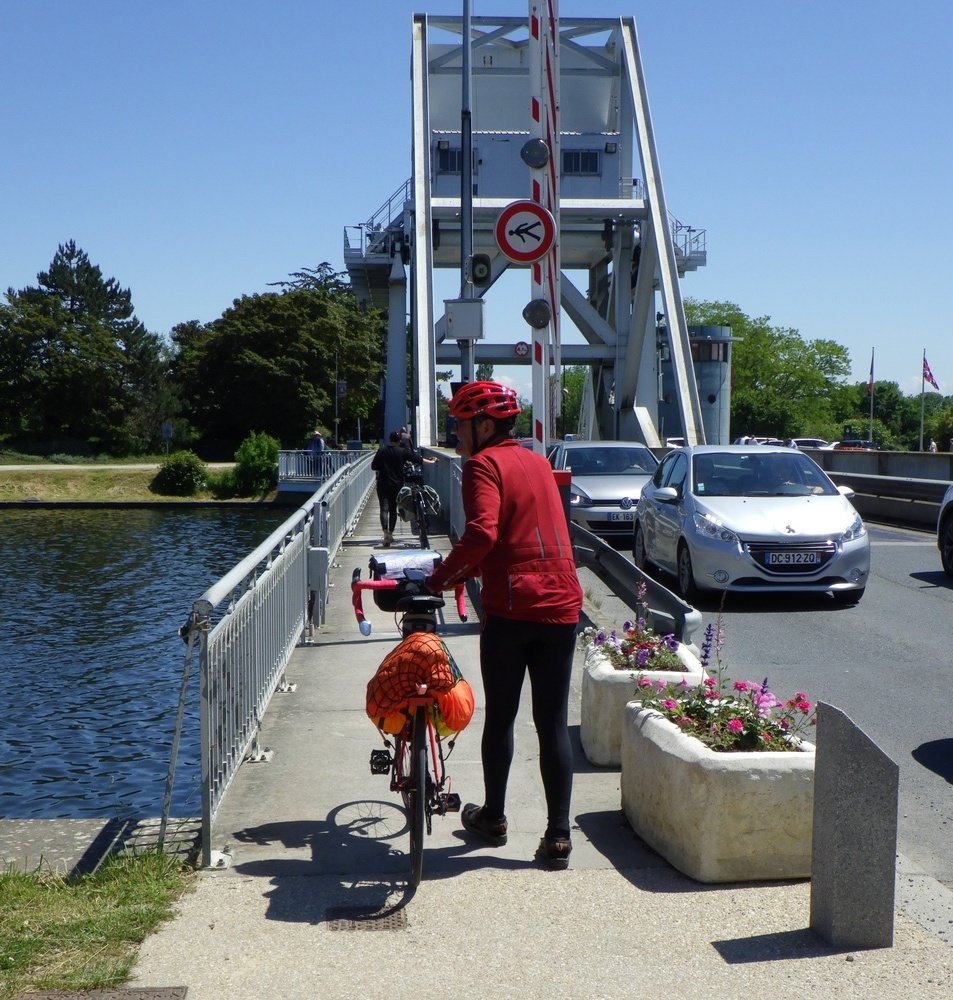 Passage du pont en mode piéton