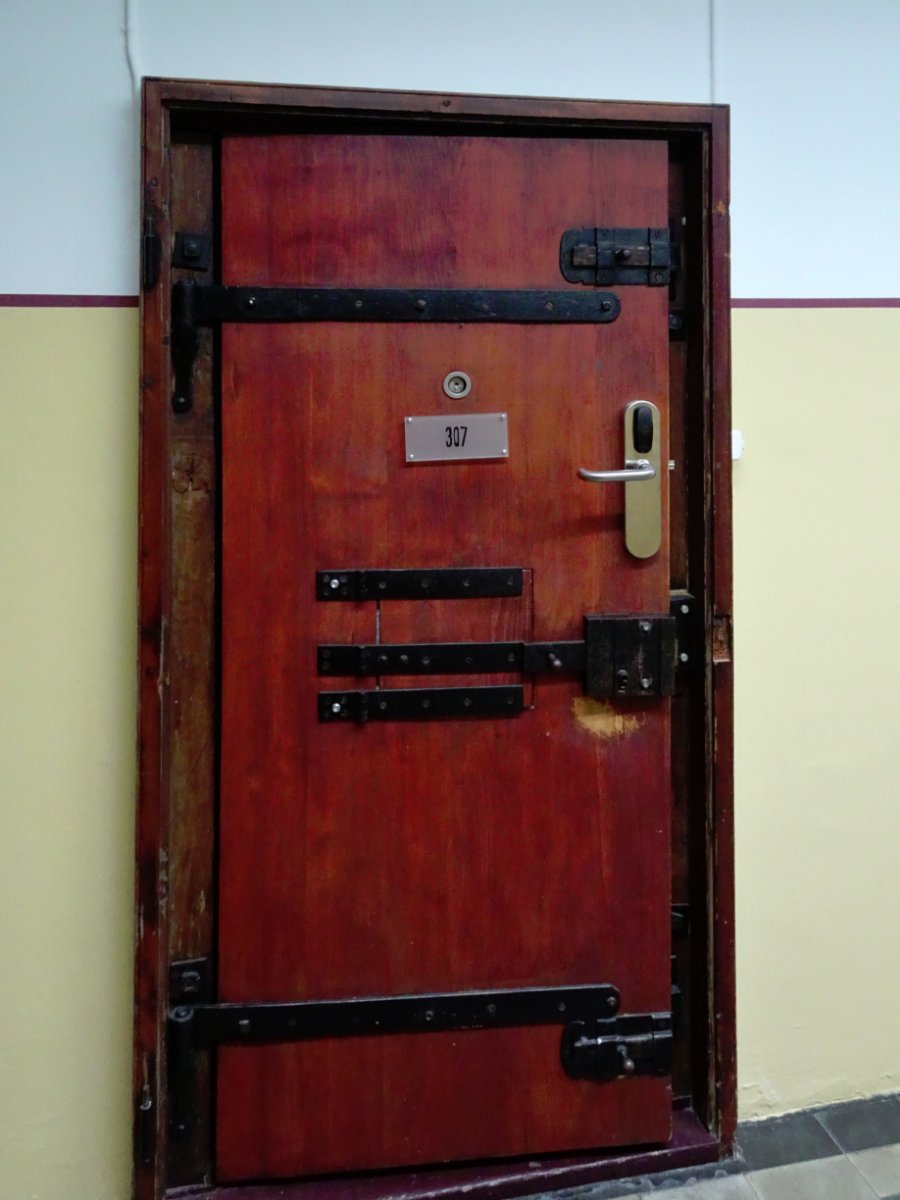 La porte de notre chambre