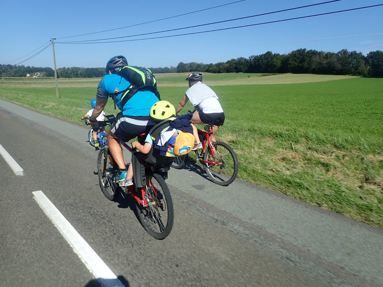 la route est aux vélos Slow-Up 2021.jpg