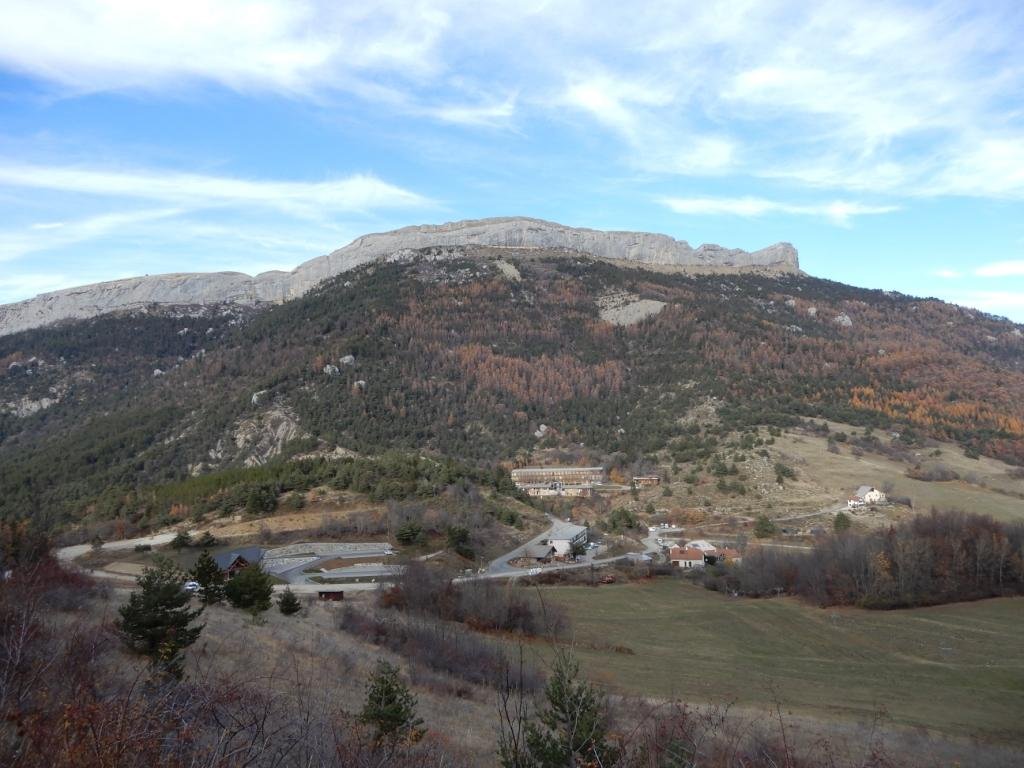En bas : Col des Guérins