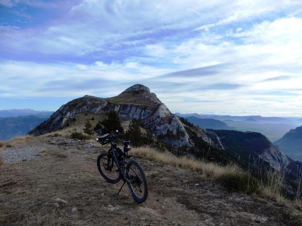 fin de piste : au dessus, Petite-Céüse
