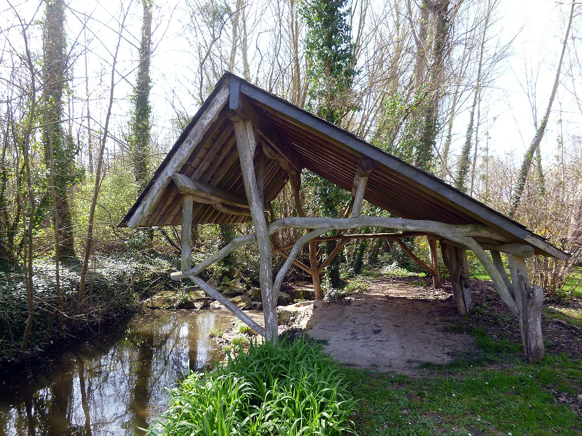 charpente en bois courbé