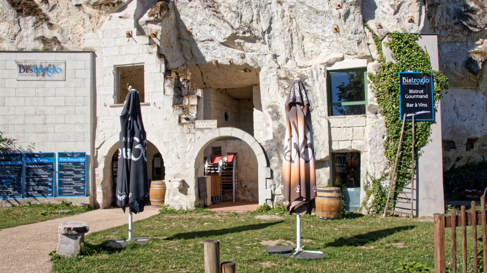 Habitats troglodytes après Saumur