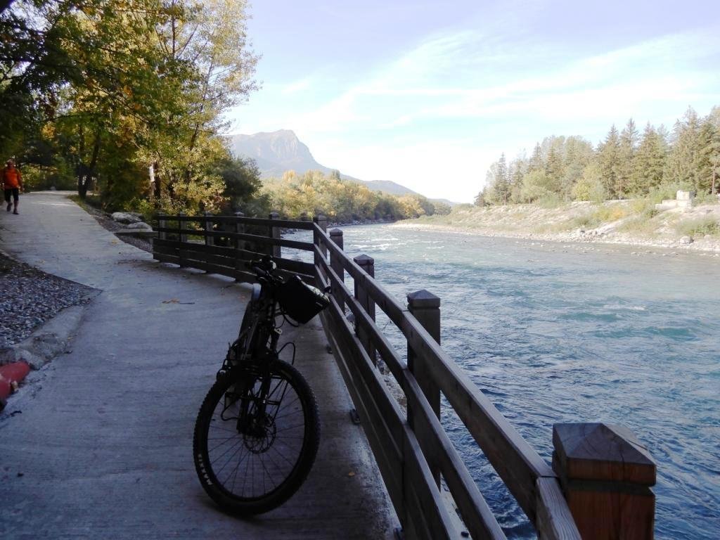 Piste Cyclable Crots -Embrun, au bord de la Durance