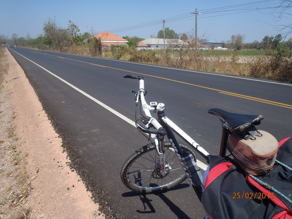 P2250156_nong_han_route2312_siriporn.jpg