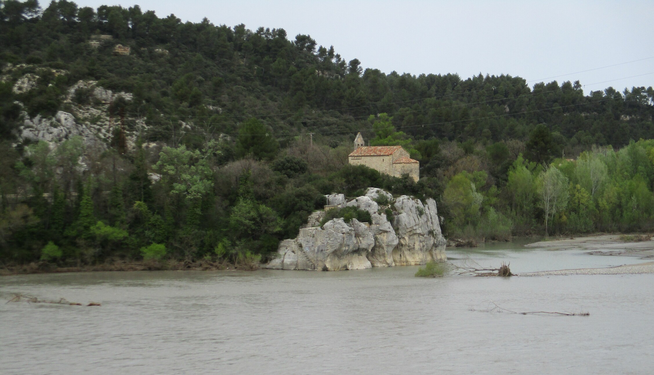 Chapelle Ste Madeleine du 12° siècle.