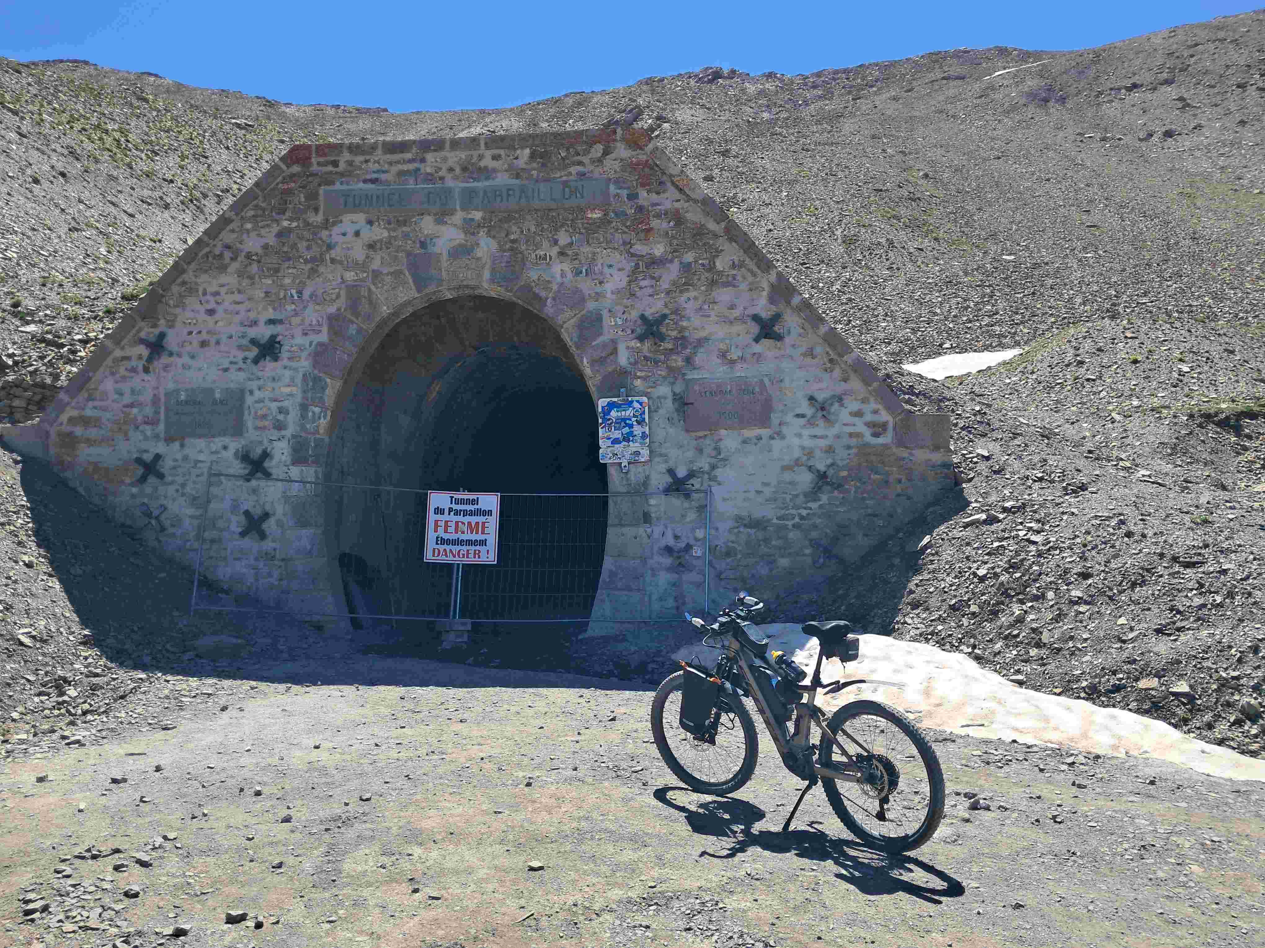 Col de Parpaillon ...fermé pour trèèès longtemps