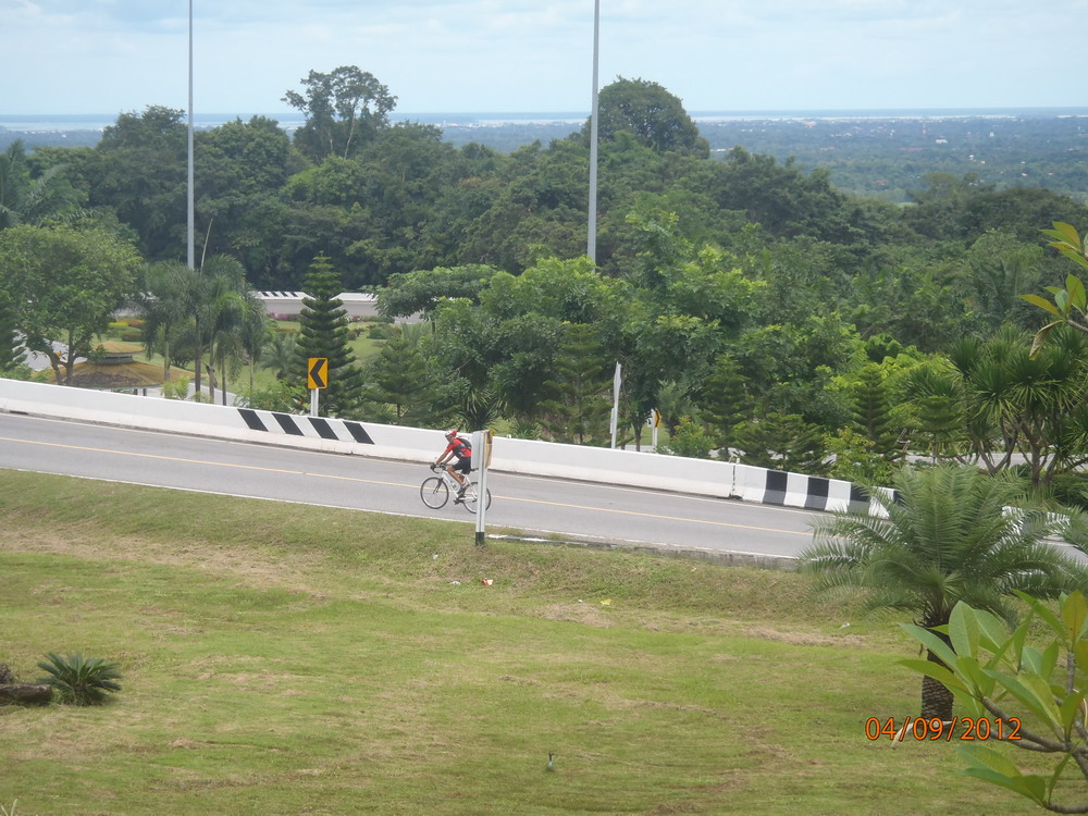 P9040799_route_kalasin_sakhon.jpg