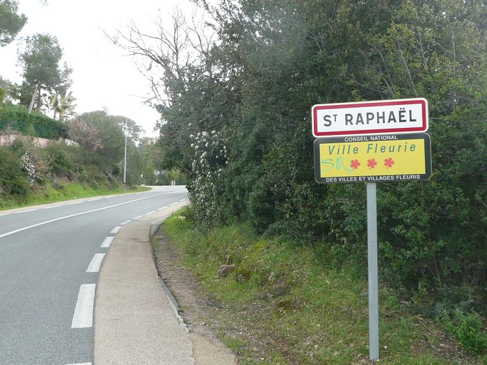 Fréjus à Saint Raphaêl par les petits raccourcis interieurs