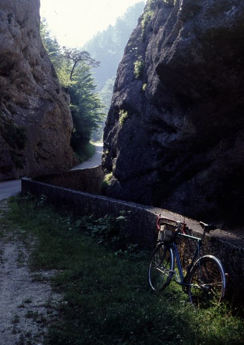Entrée des gorges de la Scheulte, au début du col