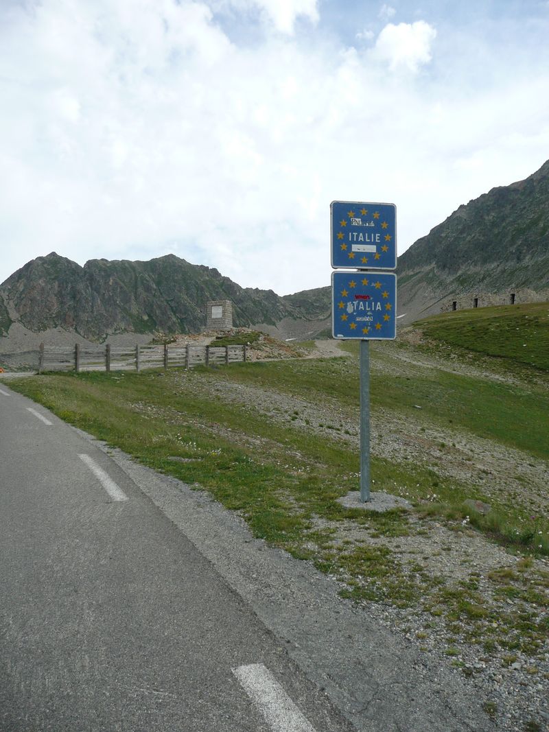 le col est en vu , heureusement parce que avec les éléments qui se déchaînent ...
