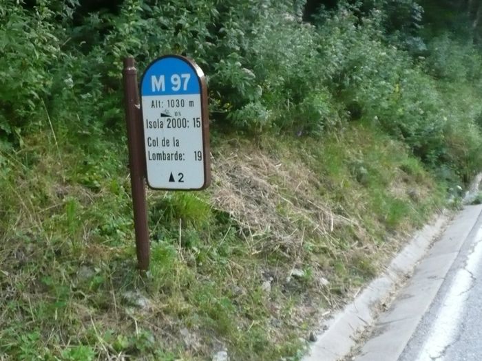 ouais, , çà grimpe un peu dans le coin ...