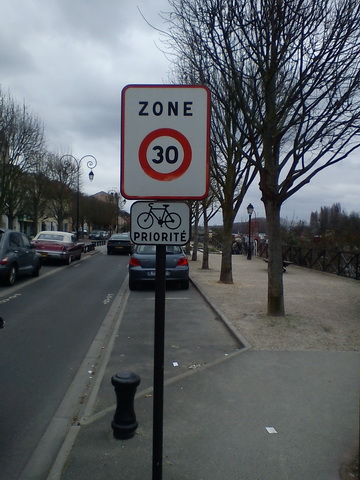 Priorité aux vélos