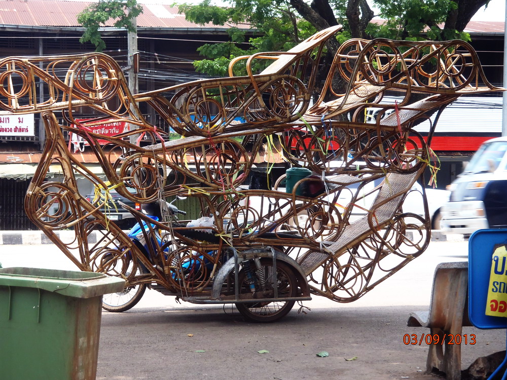 P9030820_route_22_chaises.jpg