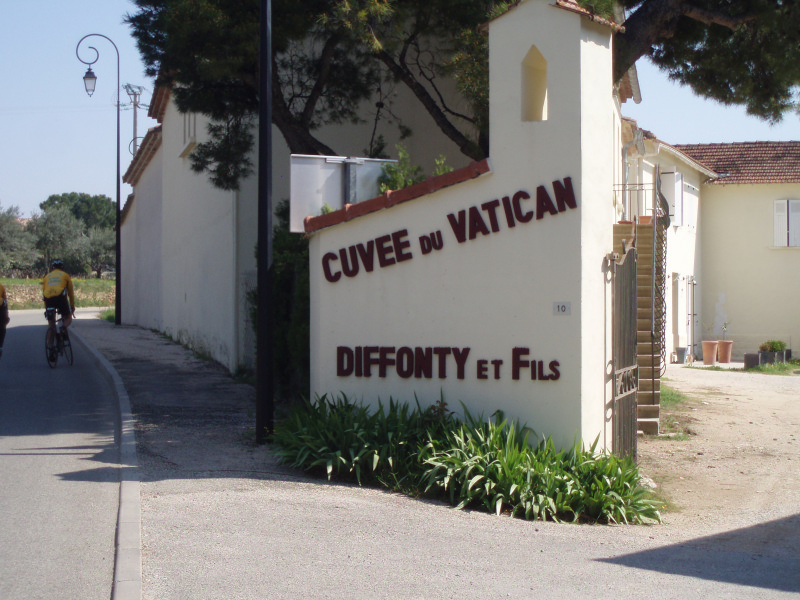 Cet endroit est l'origine de l'appellation du Châteauneuf du Pape