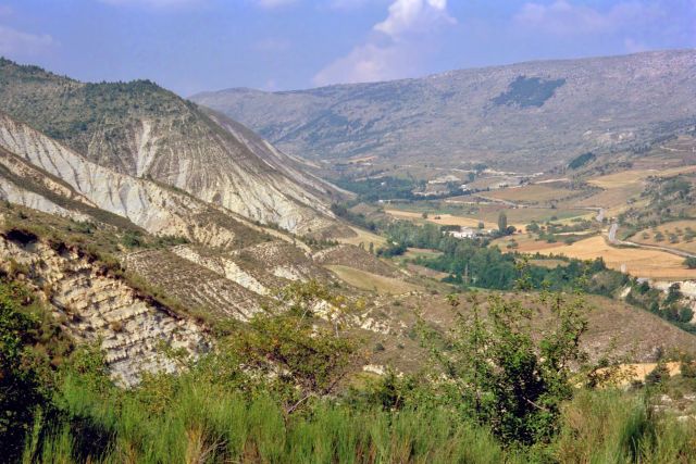 Montée vers le col des Roustans