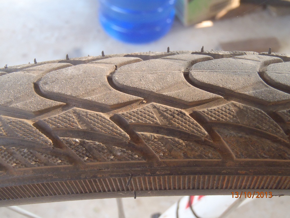 PA131016_schwalbe_marathon_plus_av _3028km.jpg