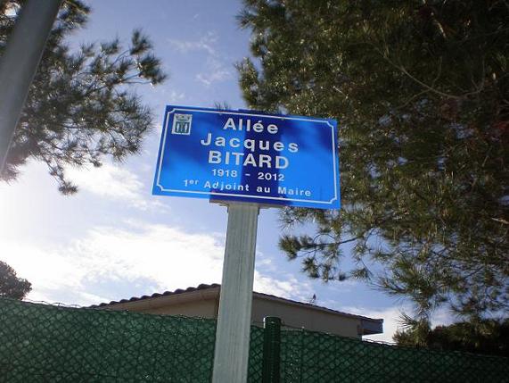 Plaque du Mr Bitard