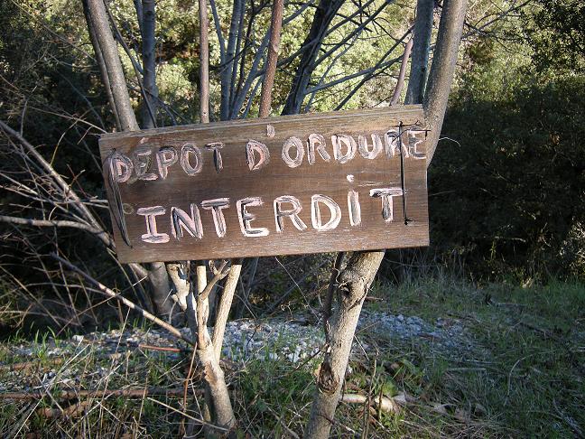 Anecdote pour les abrutis de la route qui oublient le 1m en dépassant