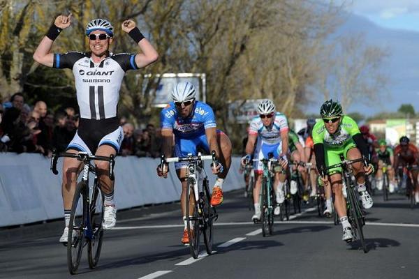 619840-l-allemand-john-degenkolb-giant-shimano-remporte-au-sprint-la-premiere-etape-du-tour-mediterraneen-c.jpg