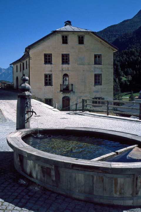 S202031B.jpg