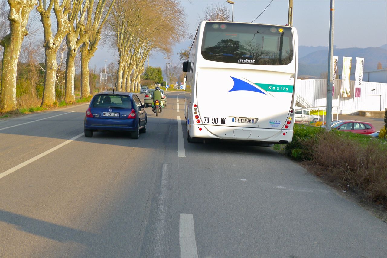 bus_aouste.jpg