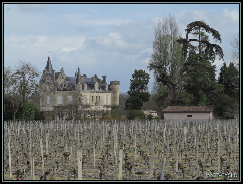 Le château Haut-Berguey à Léognan